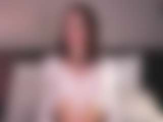 Live cam show with LaverneRm - Green Eyes on Dare Cams