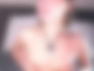 Live cam show with LaverneRm - Teen (18+) on Camsoda