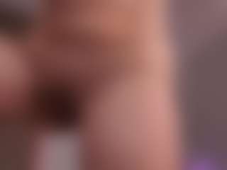 Live cam show with MiraxMonroe - Moaning on CamClone