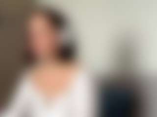 Lara's Live Sex Cam Show