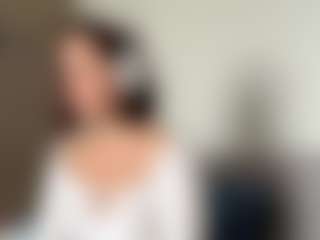 Lara's Live Sex Cam Show