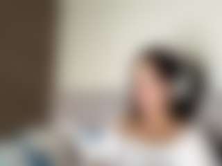 Lara's Live Sex Cam Show