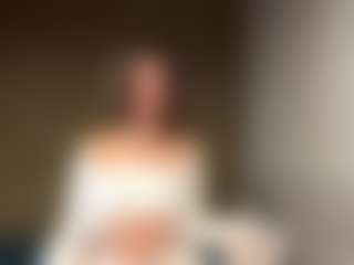 Lara's Live Sex Cam Show