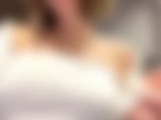 Live cam show with Lara - Wet on TeamSkeetLive