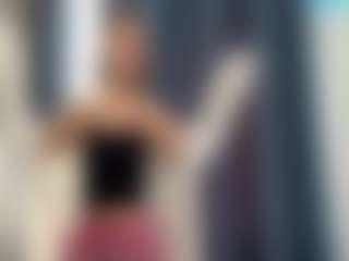 Lara's Live Sex Cam Show