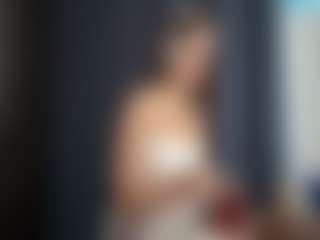 Lara's Live Sex Cam Show