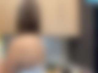 Lara's Live Sex Cam Show