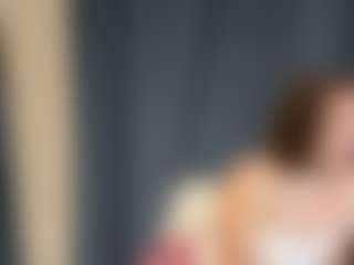 Lara's Live Sex Cam Show