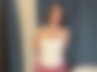 Lara's Live Sex Cam Show