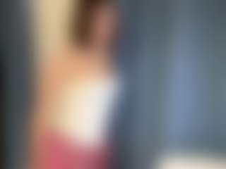 Live cam show with Lara - Blue Eyes on Chatstar