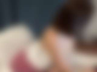 Lara's Live Sex Cam Show