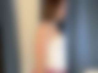 Lara's Live Sex Cam Show