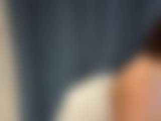 Lara's Live Sex Cam Show