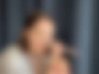 Lara's Live Sex Cam Show