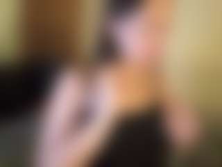 Show en direct avec Lara - Striptease sur Camsoda