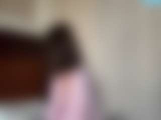 Live cam show with Lara - Thin on Dare Cams