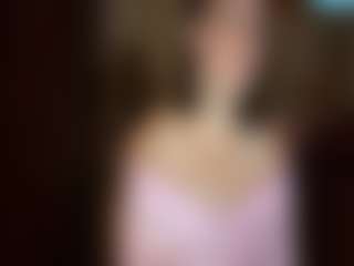 Live cam show with Lara - Blue Eyes on Streamer API
