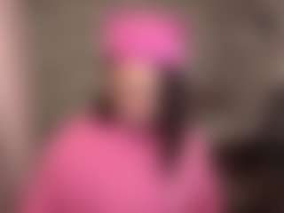 Live cam show with Lara - College Brown Hair on Camsoda