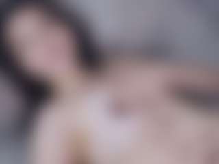 Live cam show with StephaineStreett - Bedroom Big Tits on livesuperchat.net