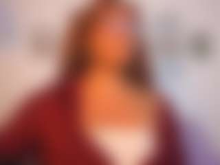 Live cam show with Victoria - Dirty Talk on liverealitysex.com