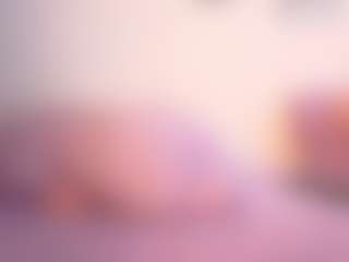Live cam show with Victoria - Ebony Shaved Pussy on Mixed Magazine Live