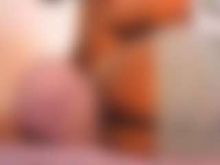 Live cam show with Victoria - Small Tits Brown Hair on Camiplay Live