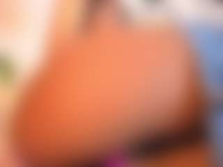 Live cam show with Victoria - Lovense Middle Aged on Camsoda Late Night