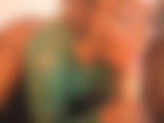 Live cam show with Victoria - Lovense Middle Aged on Camsoda