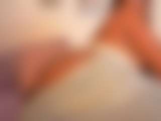 Live cam show with Victoria - Camel Toe on Camming Site