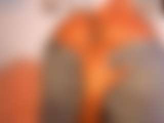 Live cam show with Victoria - Shaved Pussy on Fit Hotties