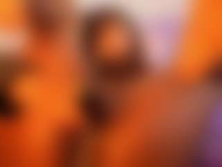 Live cam show with Victoria - Ebony Squirt on AdultVida.com