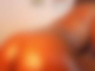 Live cam show with Victoria - Body Massage on Camming Site