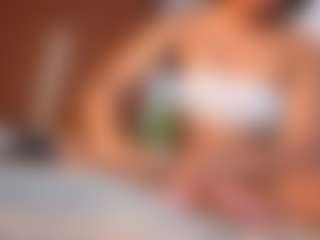 Live cam show with Victoria - Orgasm on studioflirtlive.com