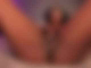 Live cam show with Victoria - Colombia on Mixed Magazine Live