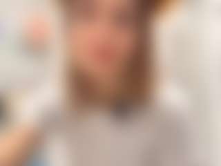 Live cam show with AlyseBrus - New White on Hubzter Live | united states