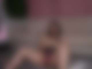 BeverlyBoobs's Live Sex Cam Show