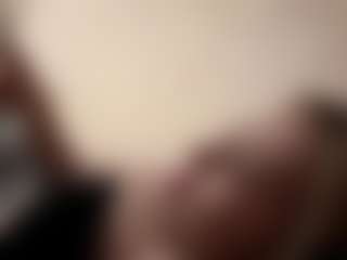 Live cam show with CandidaNorstrand - Bedroom on livesuperchat.net