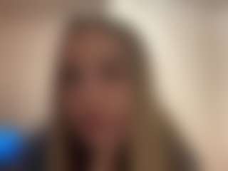 Live cam show with CandidaNorstrand - New Shaved Pussy on Soda Cam