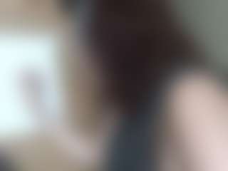 Live cam show with Flora - Nipple Piercings on fapnchat