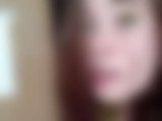 Live cam show with Flora - New Young Adult on livesuperchat.net