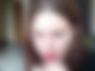 Live cam show with Flora - Middle Aged on liverealitysex.com
