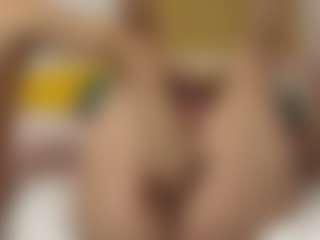 Live cam show with LiliiSan - Brown Eyes Teen (18+) on Uber Horny