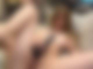 Live cam show with MyrtaFilkins - Gray Eyes on TeamSkeetLive