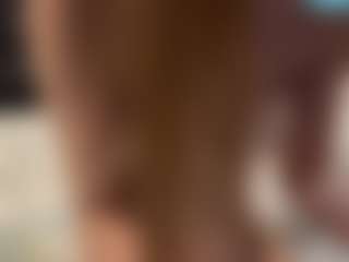 Live cam show with MyrtaFilkins - Moaning on Camsoda