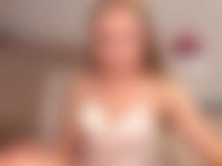 Live cam show with Nika-Flower - Erotic Dance on Dare Cams