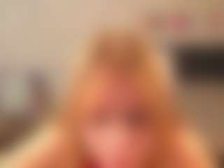 Live cam show with Nika-Flower - Blonde Hair on Camsoda