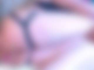 Live cam show with skarleth69 - Smoking on Camsoda