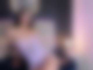AMMBER-HONEY's Live Sex Cam Show