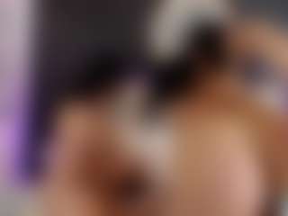 Live cam show with AMMBER-HONEY - Flashing on SpankPalCams