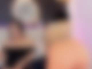 AMMBER-HONEY's Live Sex Cam Show